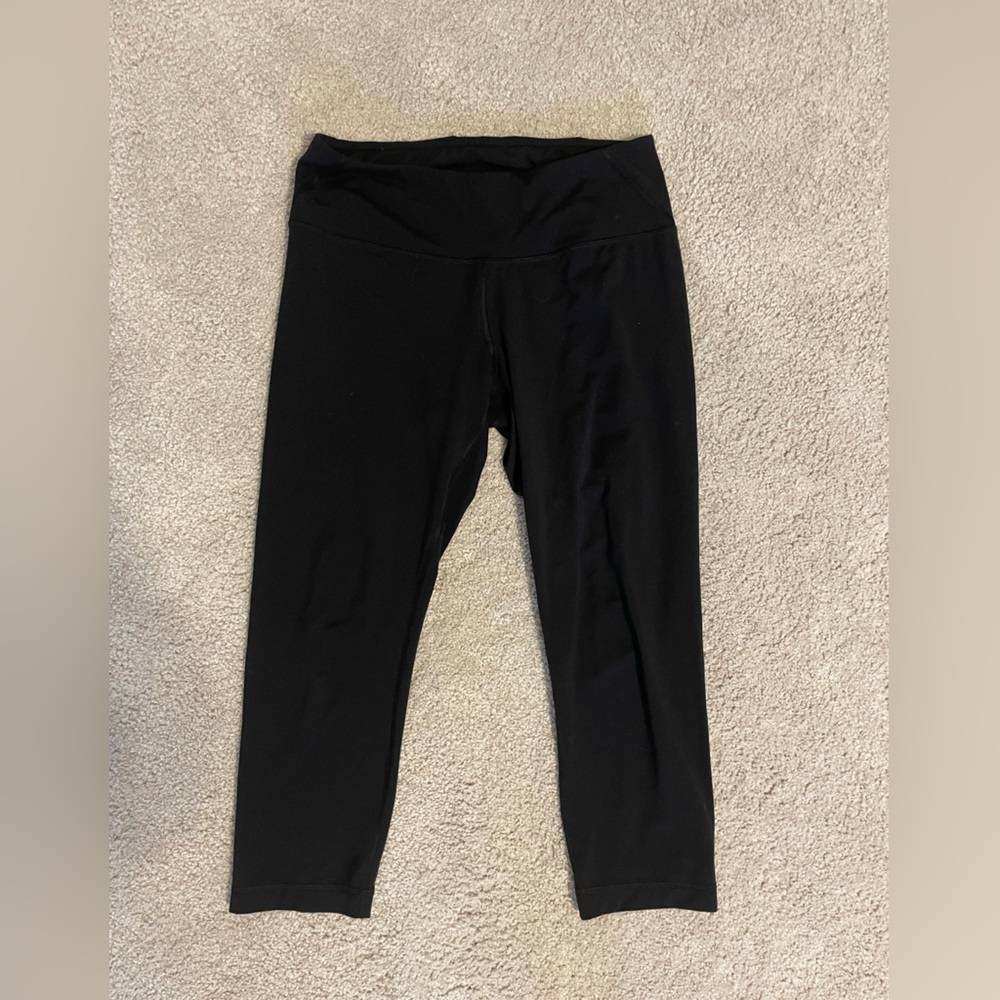 Athletic leggings